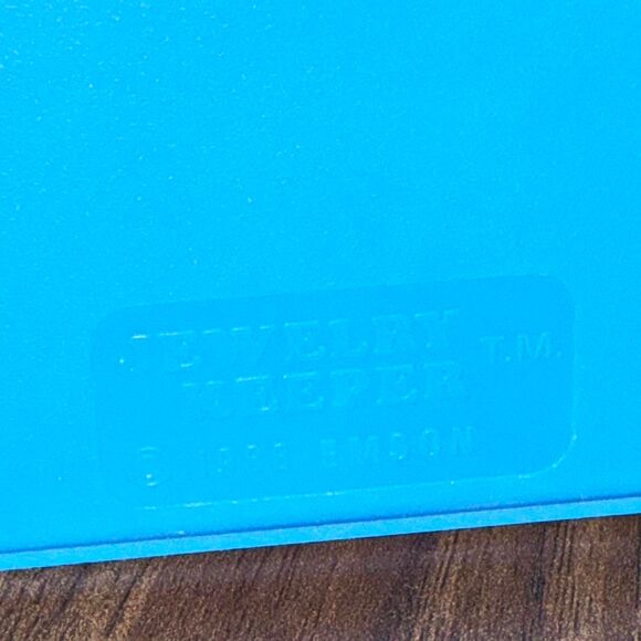 1980s Jewelry Keeper - Picture 2 of 8